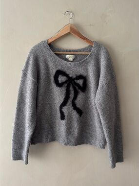 Maeve Gray Crewneck Sweater with Black Bow 771